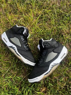 CLEAN Air Jordan 5 size 12 Womens Oreo V 2021 Retro shoes